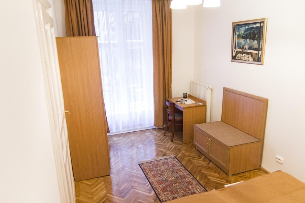 Authentic Budapest Apartment Quarto foto